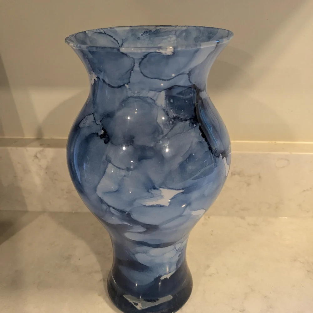 Vintage Curved Blue Vase 10
